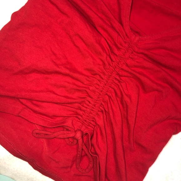 Guess Red crop top - Picture 4 of 5